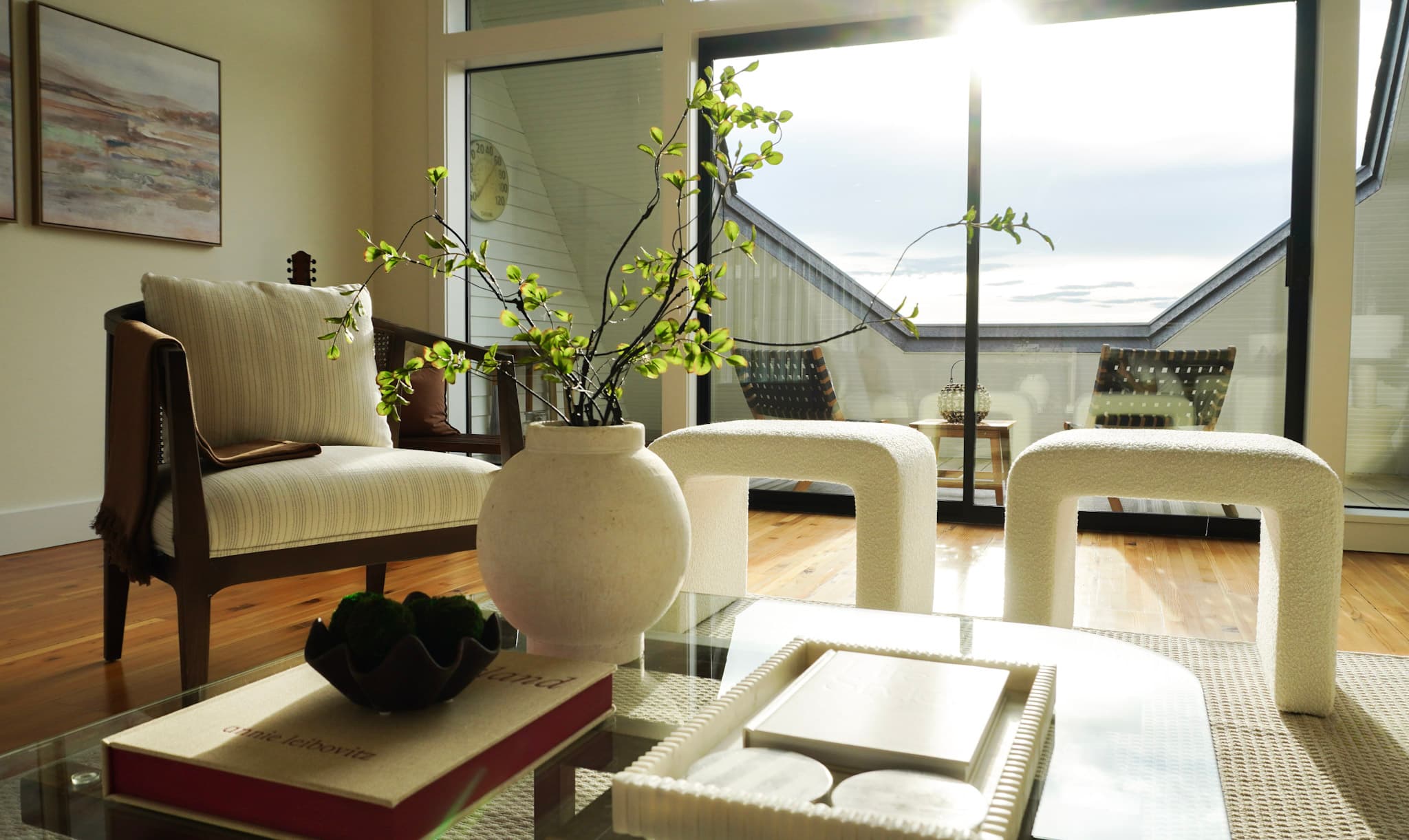 Vacant-staged living space in a Kirkland home east of Market
